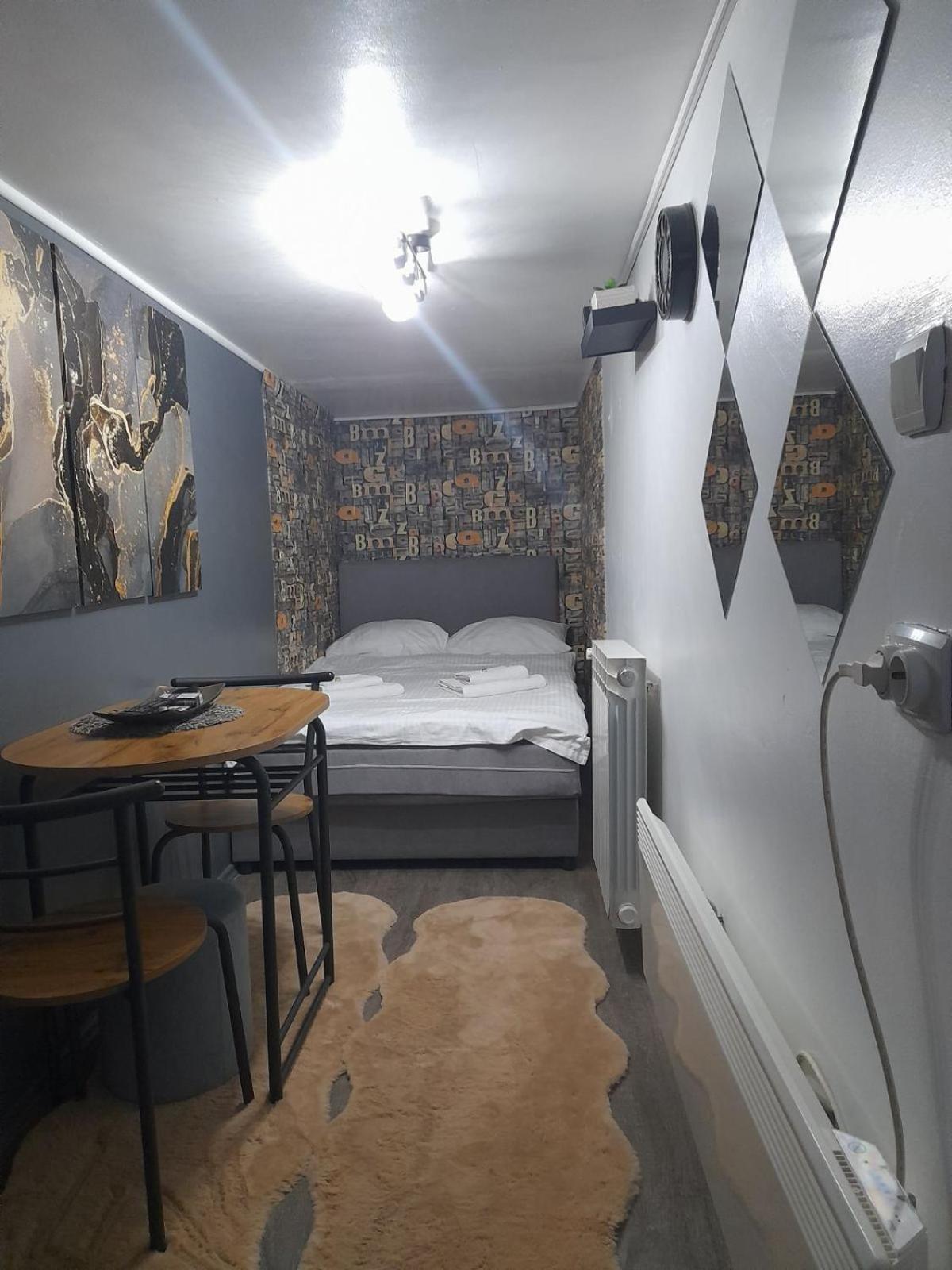 Apartman Pozoriste Penthaus Banja Luka Zimmer foto