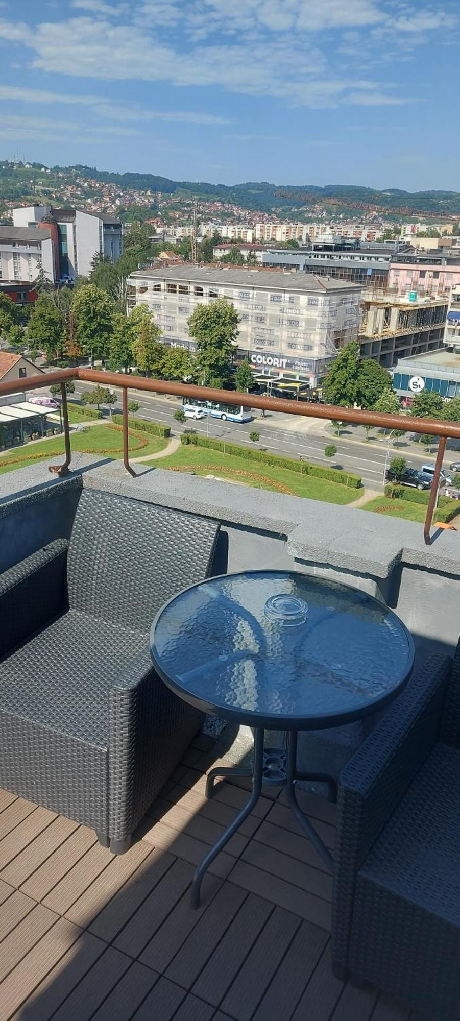 Apartman Pozoriste Penthaus Banja Luka Zimmer foto